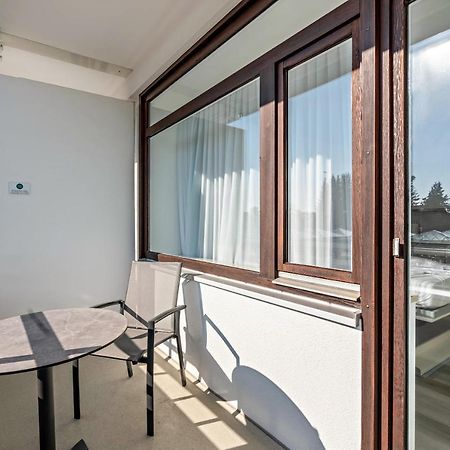 Huber Living Basic 106 Apartman Germering Kültér fotó