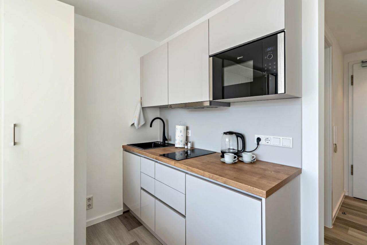 Huber Living Basic 106 Apartman Germering Kültér fotó