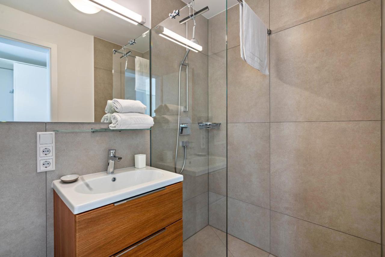 Huber Living Basic 106 Apartman Germering Kültér fotó
