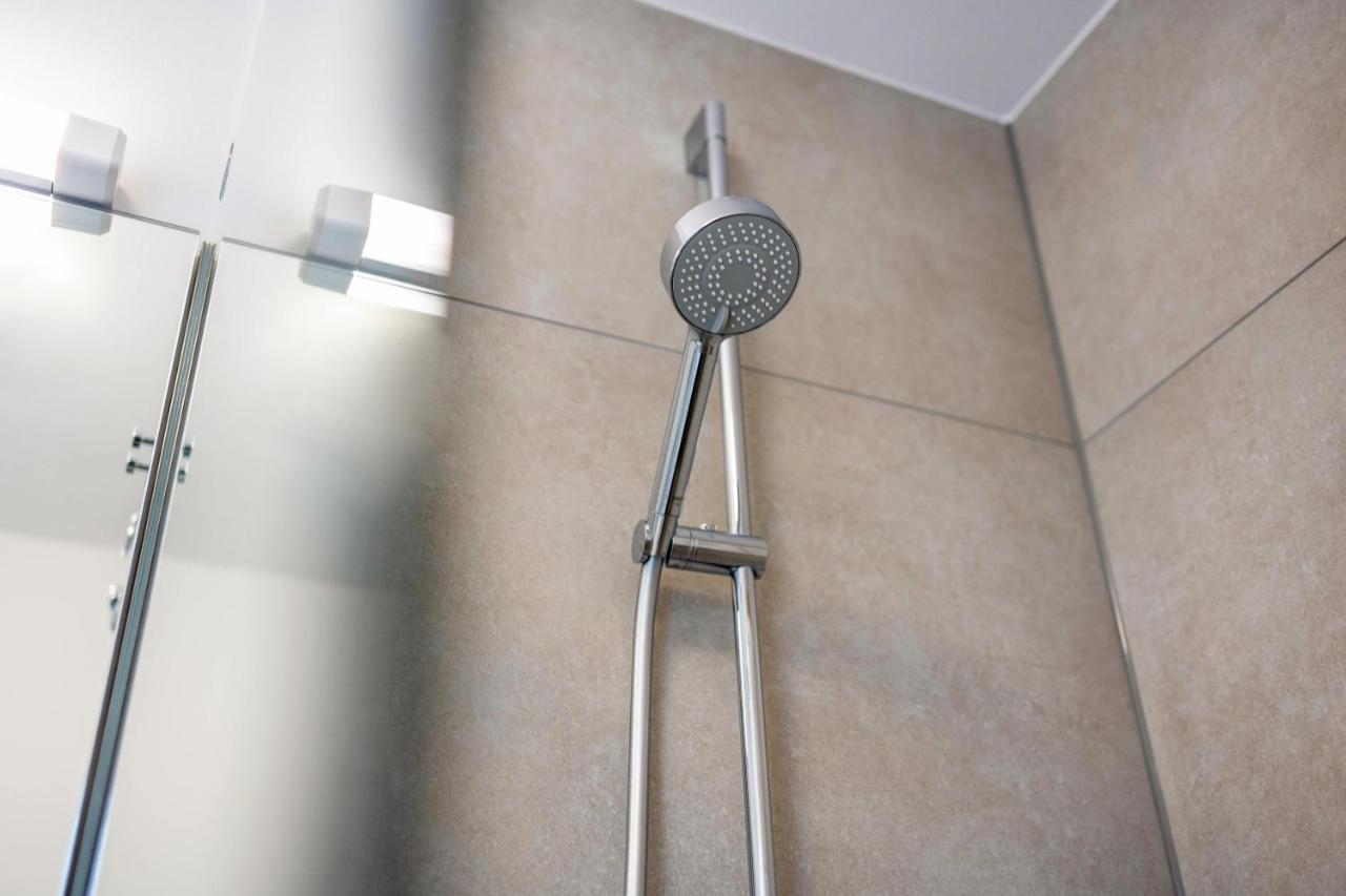 Huber Living Basic 106 Apartman Germering Kültér fotó
